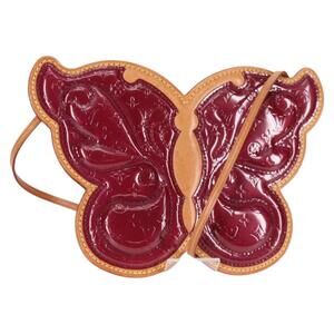 LOUIS VUITTON Vernis Pochette Papillon Shoulder Bag Purple M92270